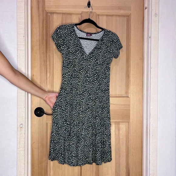 Salaam Dress - Picture 4 of 4